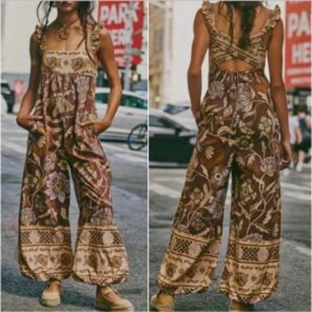 Free People Bali Albright Wide Leg Jumpsuit in Coffee Combo Brown Tan NWT Medium - Picture 8 of 11